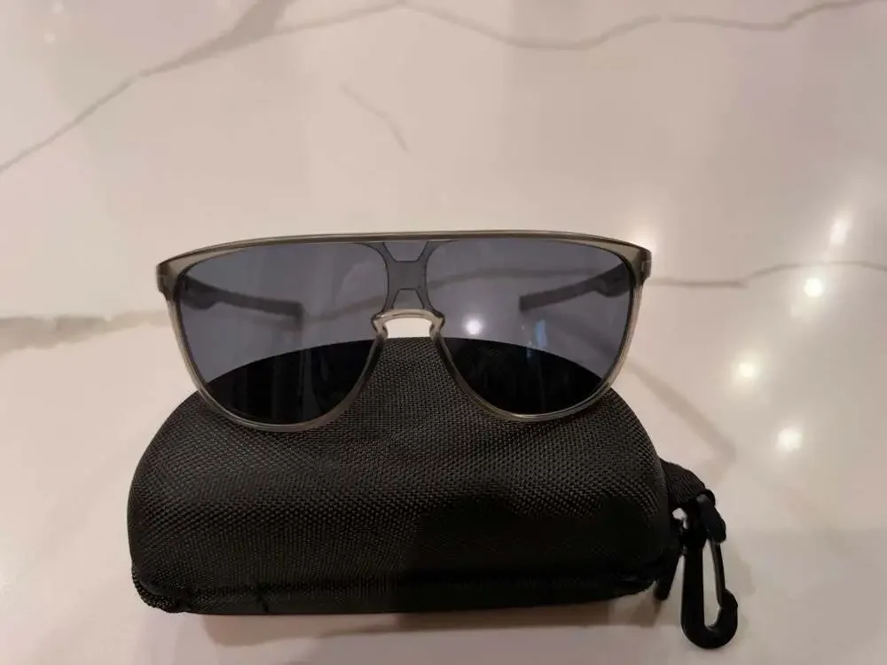 Oakley Trillbe OO9318-01 Sunglasses in Matte Gray Ink with Gray Lenses